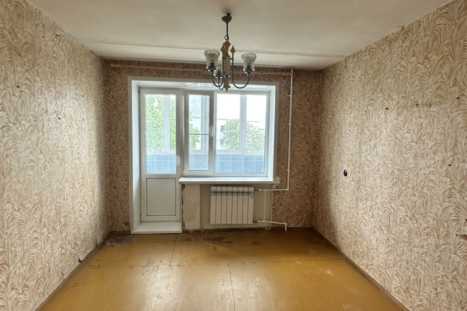 Продаётся 4-комнатная квартира, 60 м²