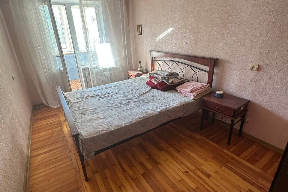 Продаётся 3-комнатная квартира, 64.5 м²