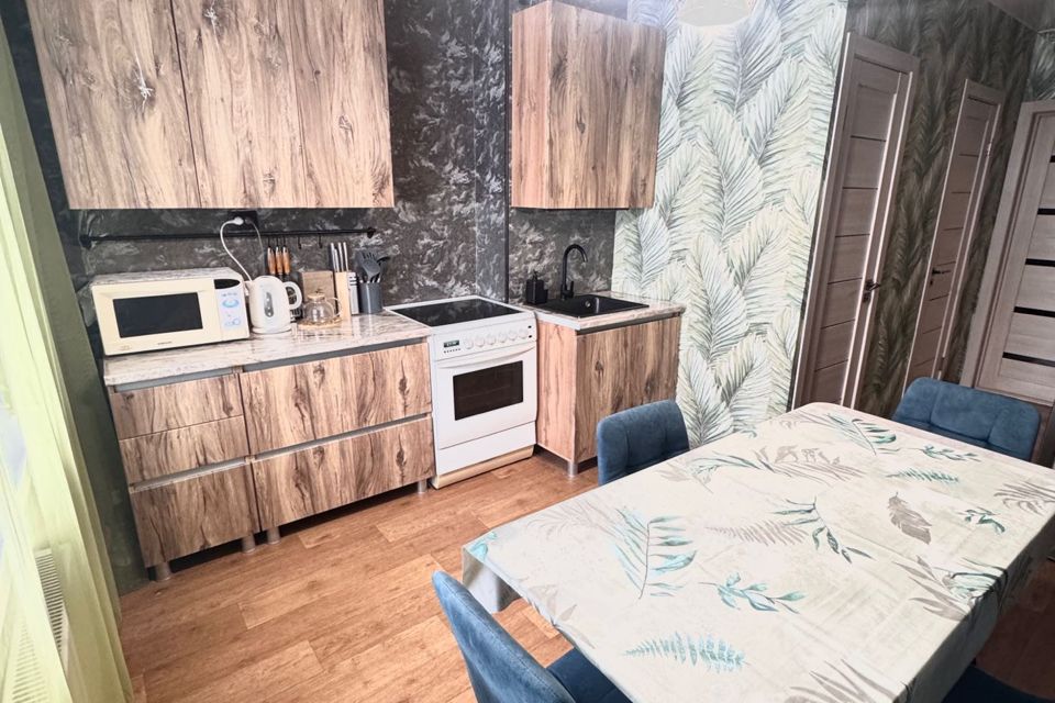 Сдаётся 2-комнатная квартира, 52 м²