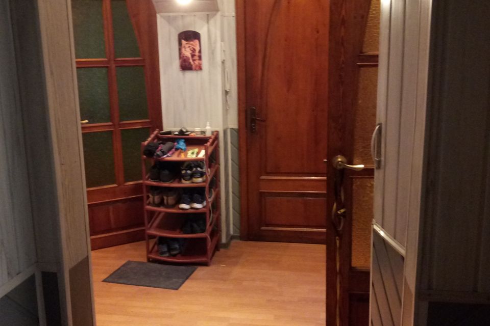 Продаётся 4-комнатная квартира, 100.9 м²