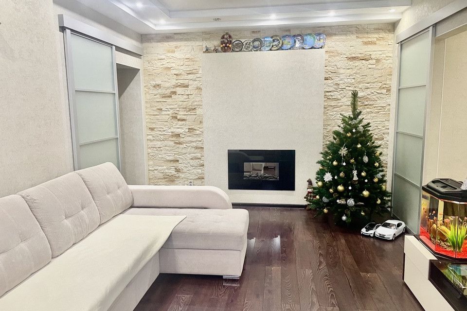 Продаётся 4-комнатная квартира, 86.6 м²