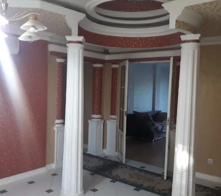 Продаётся 4-комнатная квартира, 89.6 м²