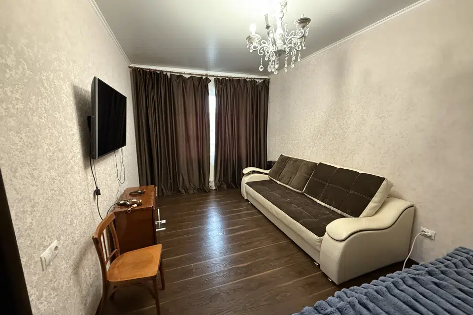 Продаётся 2-комнатная квартира, 62.8 м²
