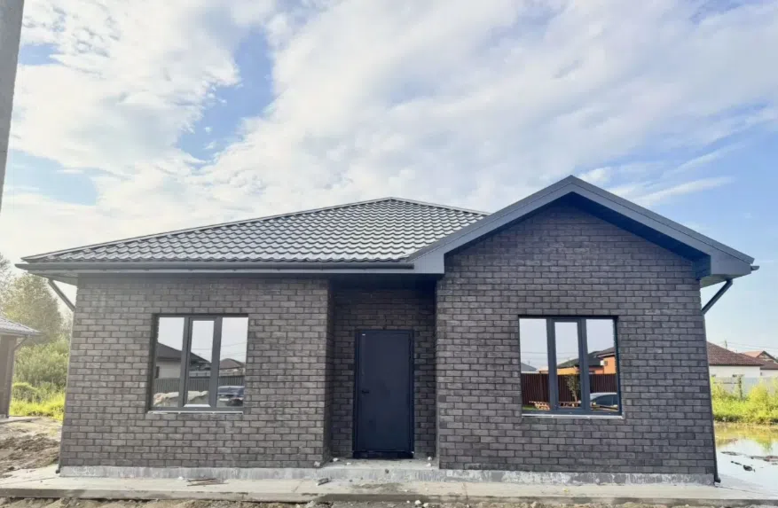 Продаётся 1-этажный дом, 95 м²