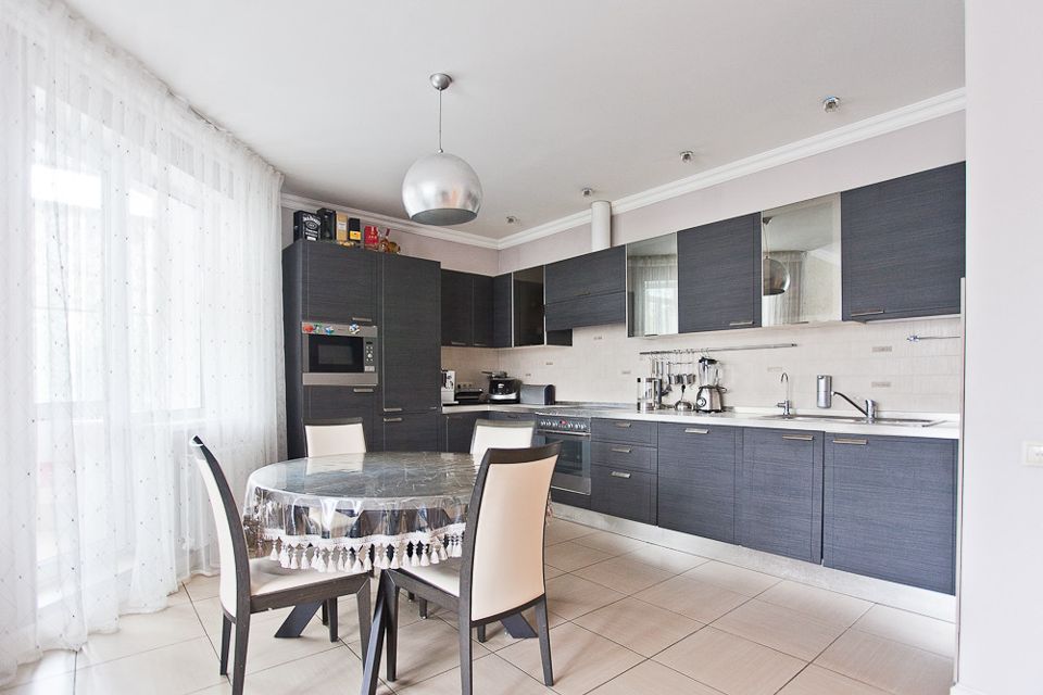 Продаётся 3-комнатная квартира, 89.9 м²