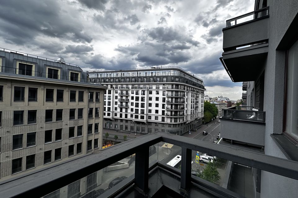 Продаётся 3-комнатная квартира, 104.5 м²