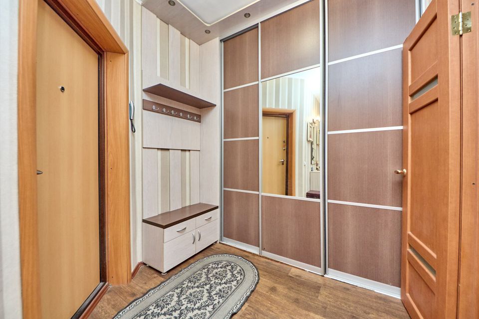Продаётся 1-комнатная квартира, 42.3 м²