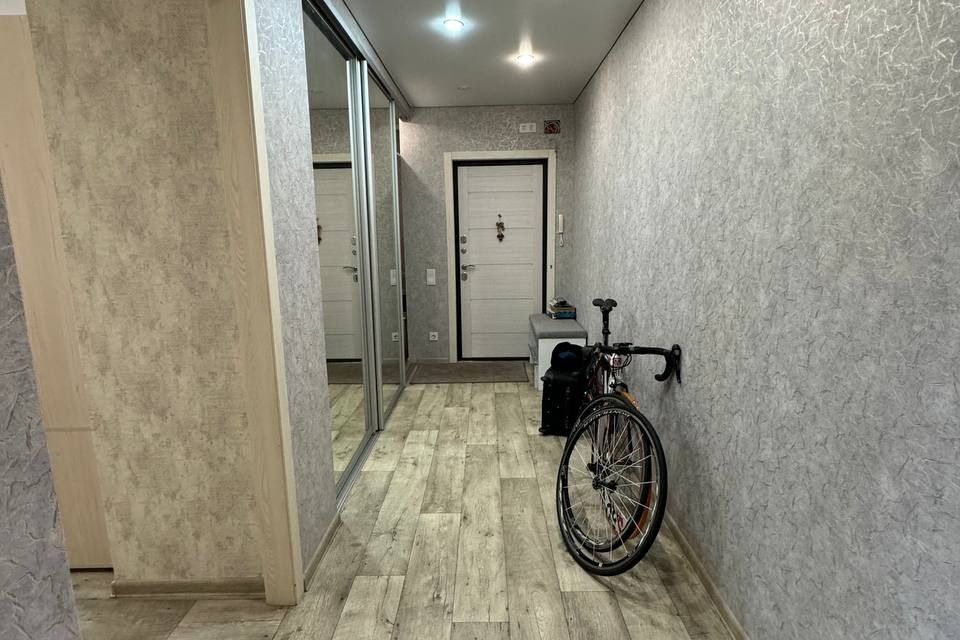 Продаётся 3-комнатная квартира, 65.8 м²