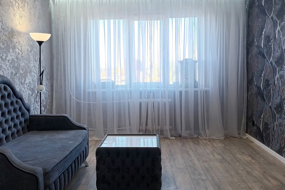 Продаётся 3-комнатная квартира, 63.7 м²