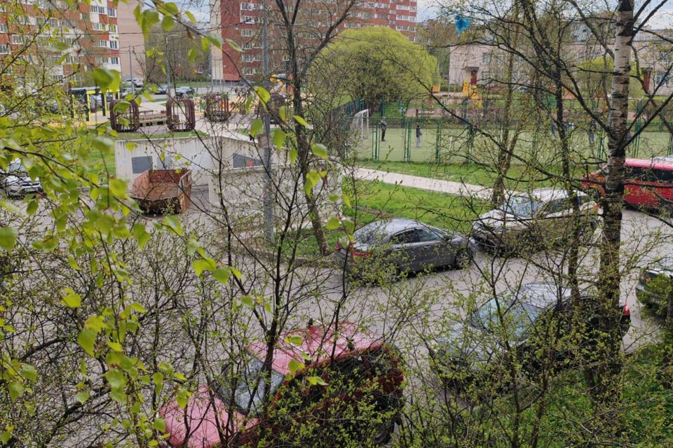 Продаётся комната в 2-комн. квартире, 15 м²