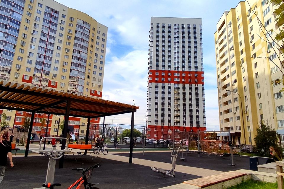 Продаётся 2-комнатная квартира, 53.7 м²