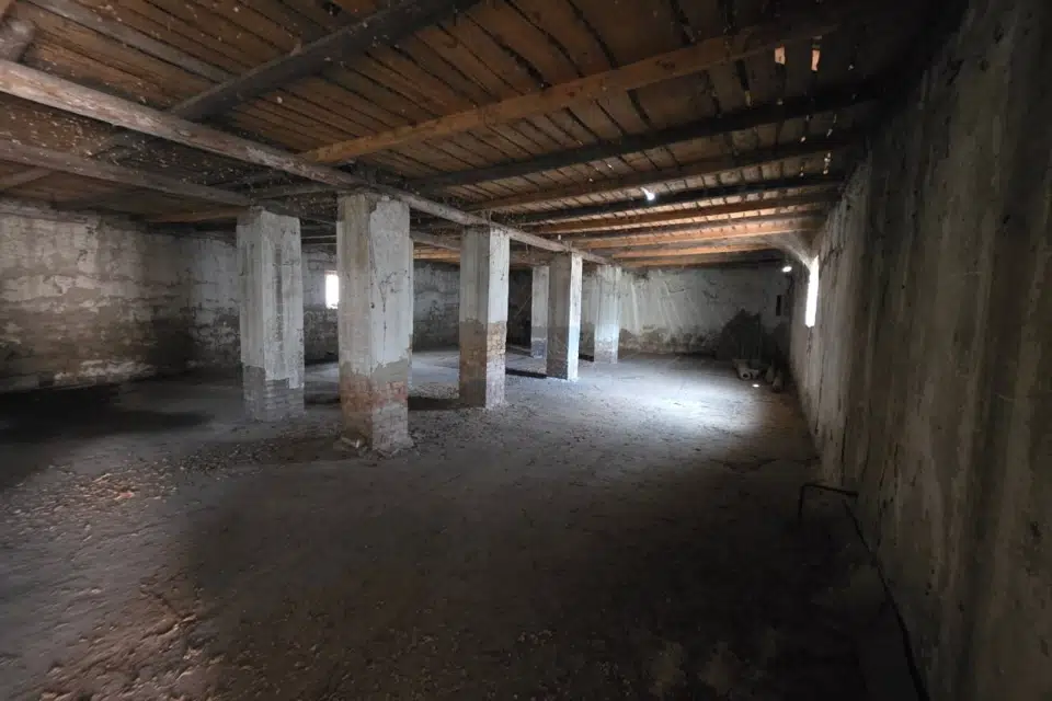 Продаётся склад, 645 м²