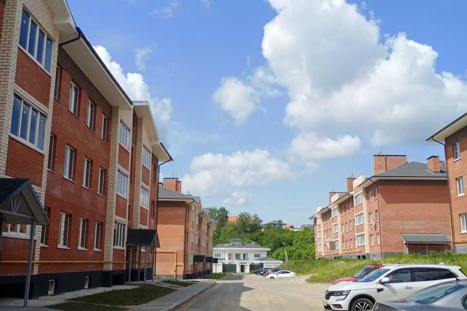 Продаётся 2-комнатная квартира, 57.5 м²