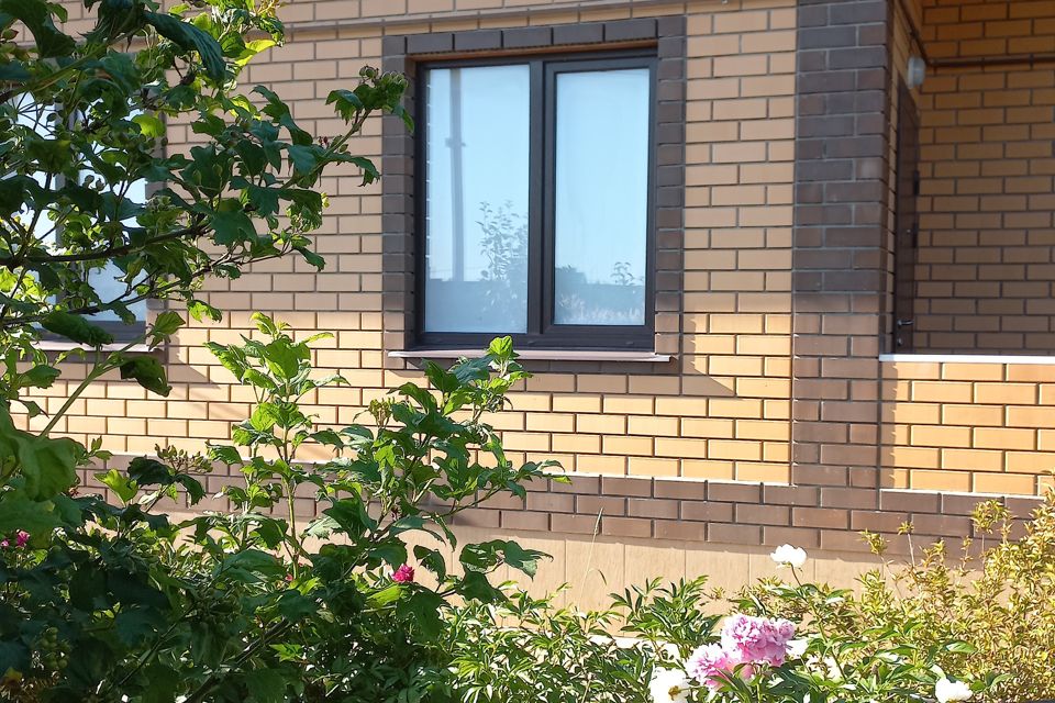 Продаётся 2-этажный дом, 142 м²