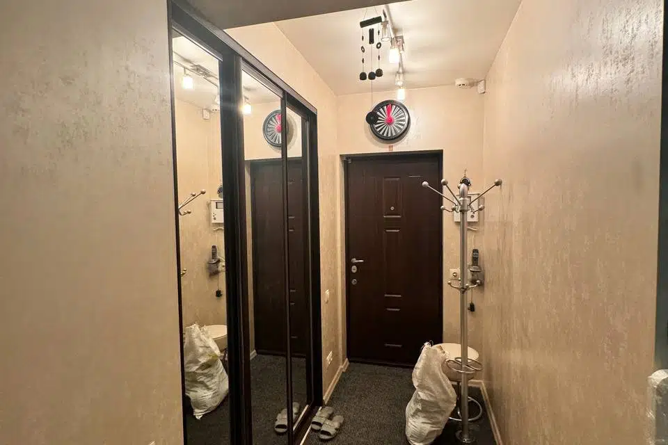 Продаётся 4-комнатная квартира, 125.7 м²