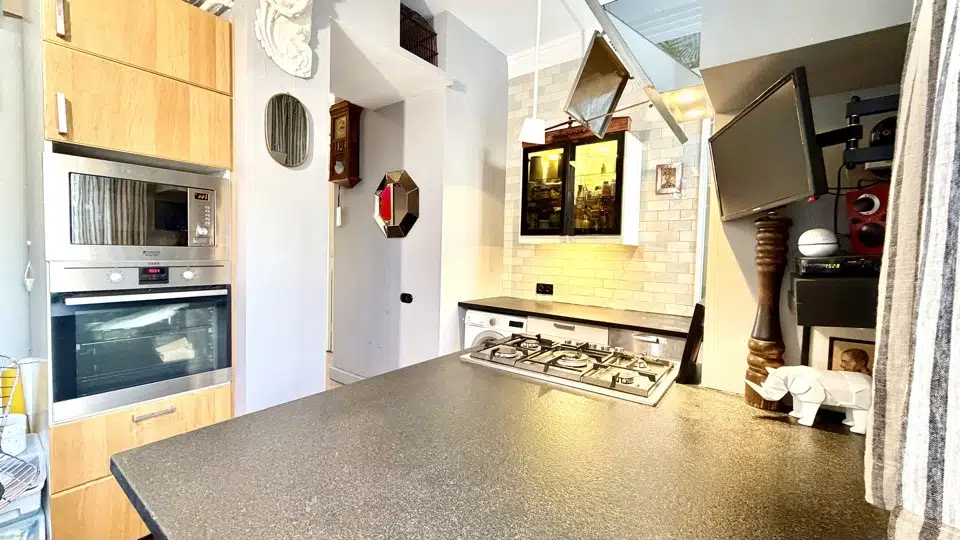 Продаётся 3-комнатная квартира, 87.2 м²