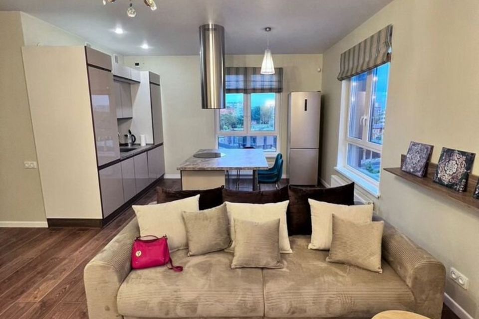 Продаётся 2-комнатная квартира, 64 м²