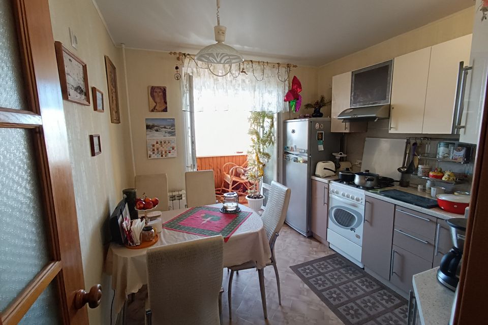 Продаётся 2-комнатная квартира, 49 м²