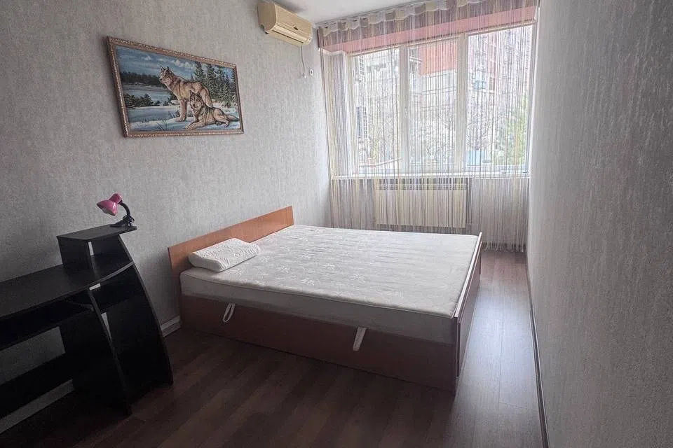 Продаётся 3-комнатная квартира, 146.4 м²