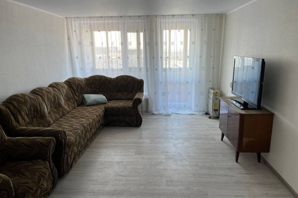 Сдаётся 2-комнатная квартира, 70 м²