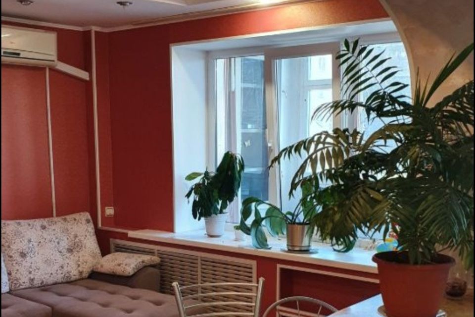 Продаётся 3-комнатная квартира, 65 м²