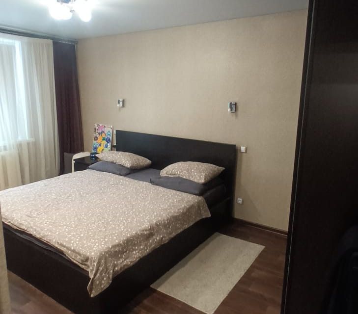 Продаётся 4-комнатная квартира, 82.1 м²