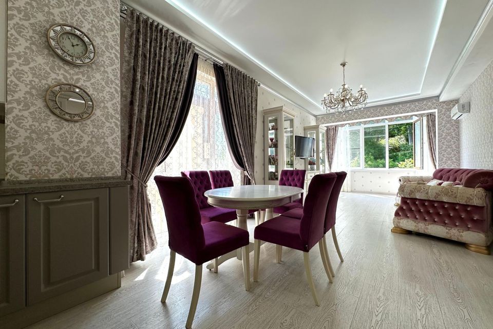 Продаётся 1-комнатная квартира, 59.6 м²