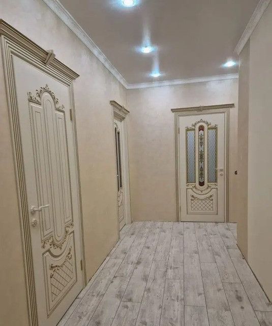 Продаётся 2-комнатная квартира, 67.6 м²