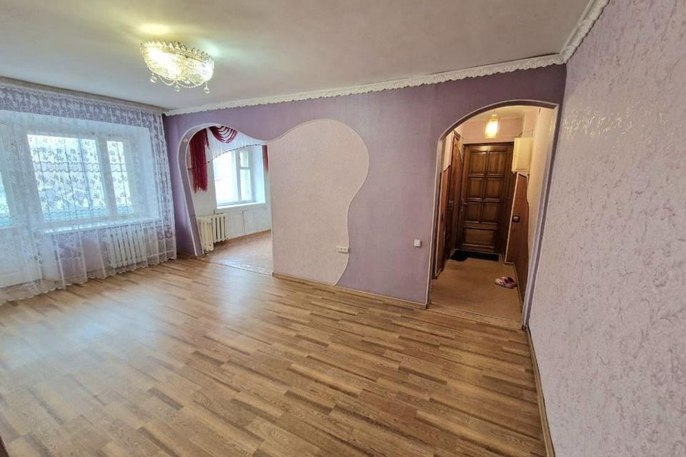 Продаётся 3-комнатная квартира, 58 м²