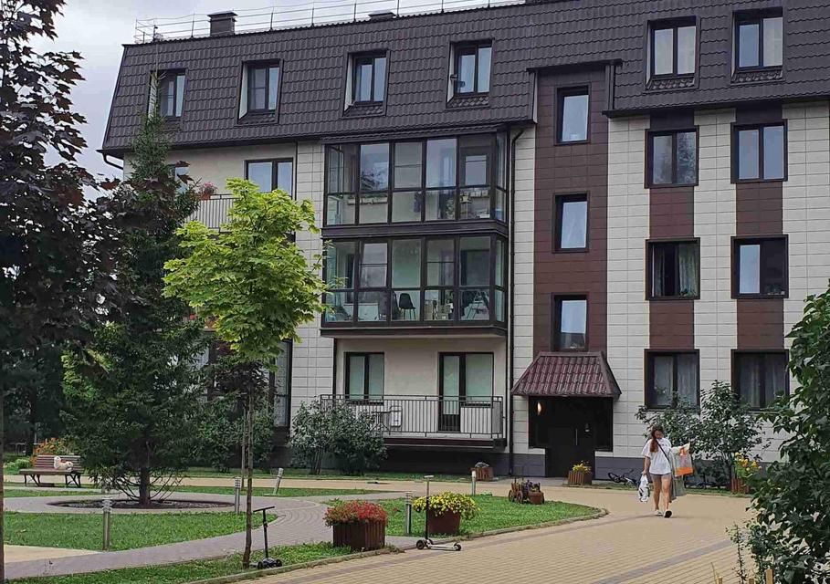 Продаётся 1-комнатная квартира, 49 м²