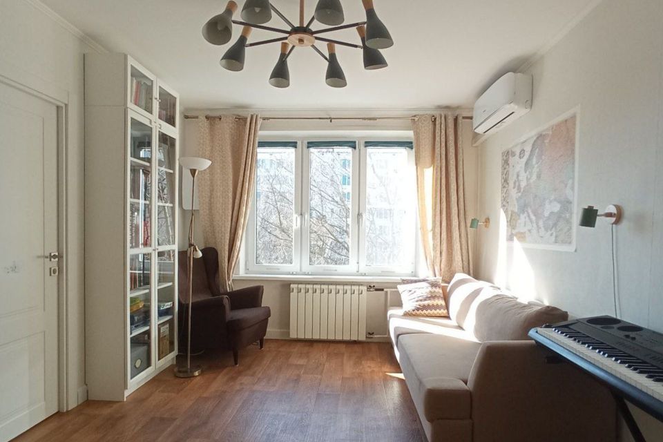 Продаётся 3-комнатная квартира, 51 м²