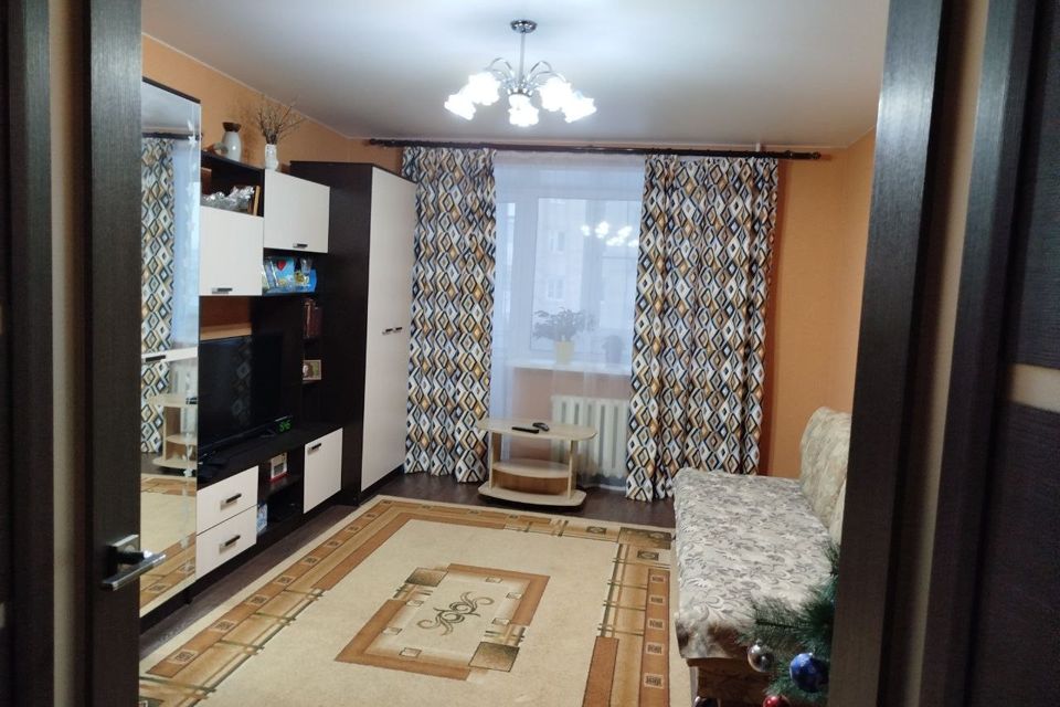 Продаётся 3-комнатная квартира, 60.1 м²