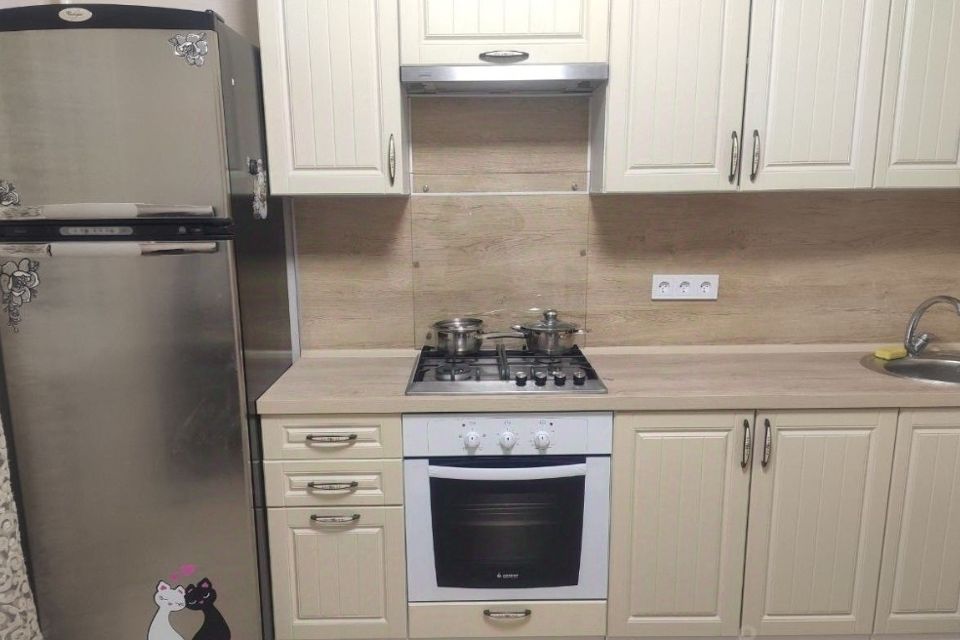Сдаётся 1-комнатная квартира, 49 м²
