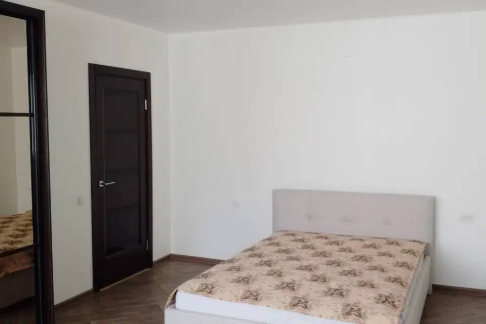 Продаётся 1-комнатная квартира, 38 м²