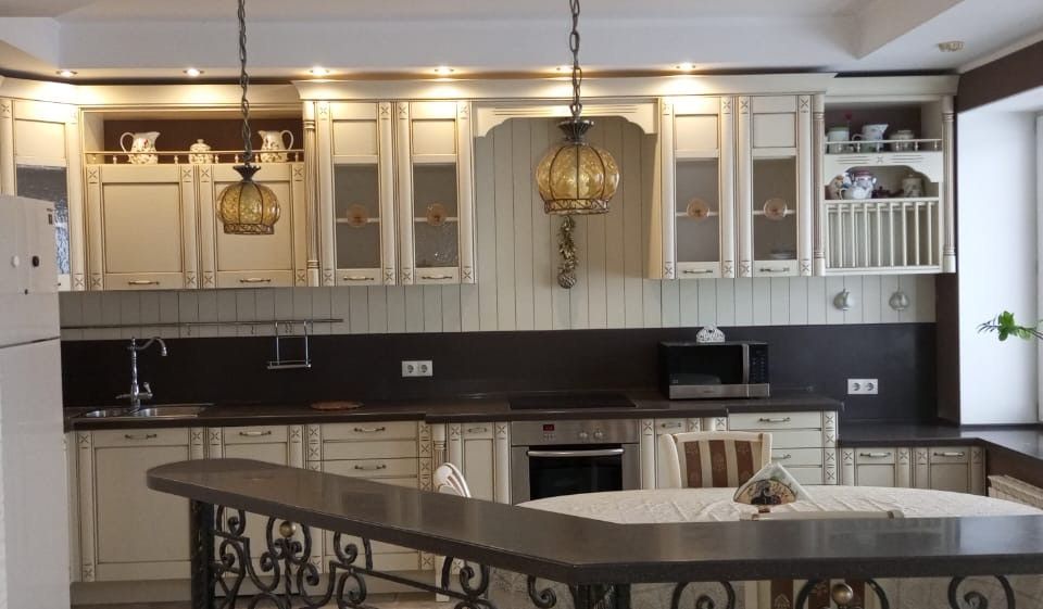 Продаётся 4-комнатная квартира, 173.1 м²