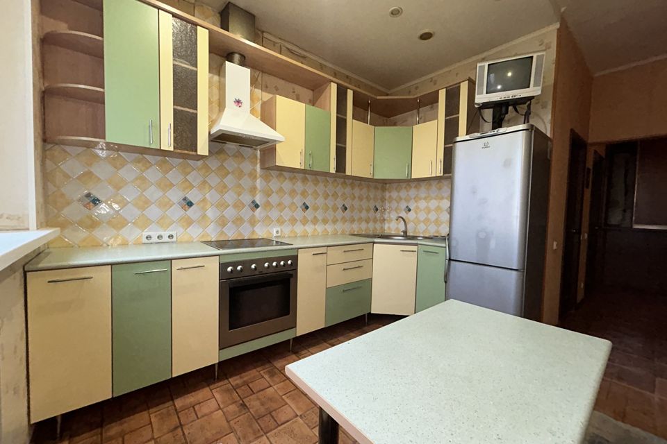 Продаётся 1-комнатная квартира, 45.9 м²