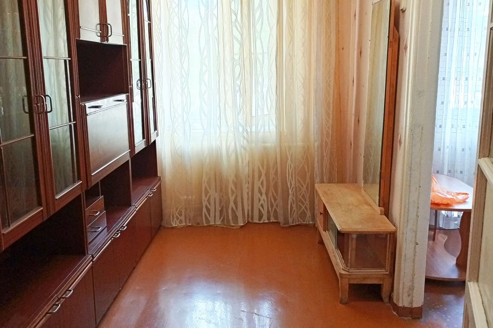 Продаётся 3-комнатная квартира, 54.9 м²