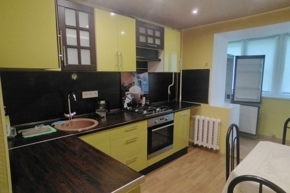 Сдаётся 1-комнатная квартира, 40 м²