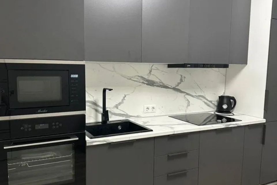 Сдаётся 1-комнатная квартира, 38 м²