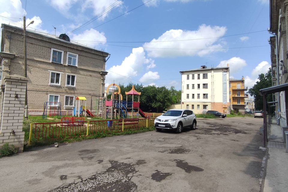 Продаётся 3-комнатная квартира, 56.3 м²