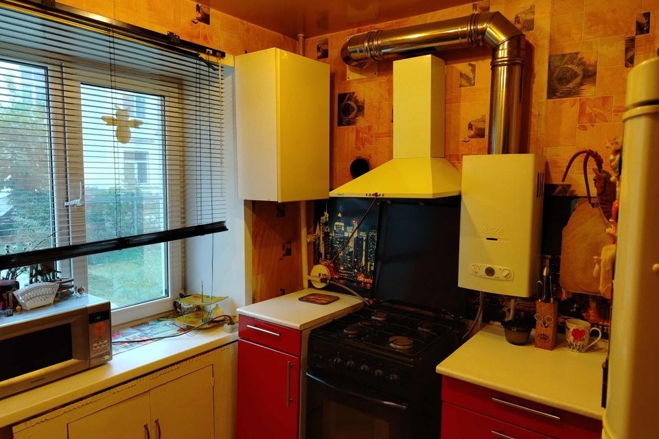 Продаётся 3-комнатная квартира, 54.3 м²