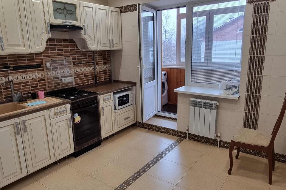 Продаётся 3-комнатная квартира, 68.7 м²