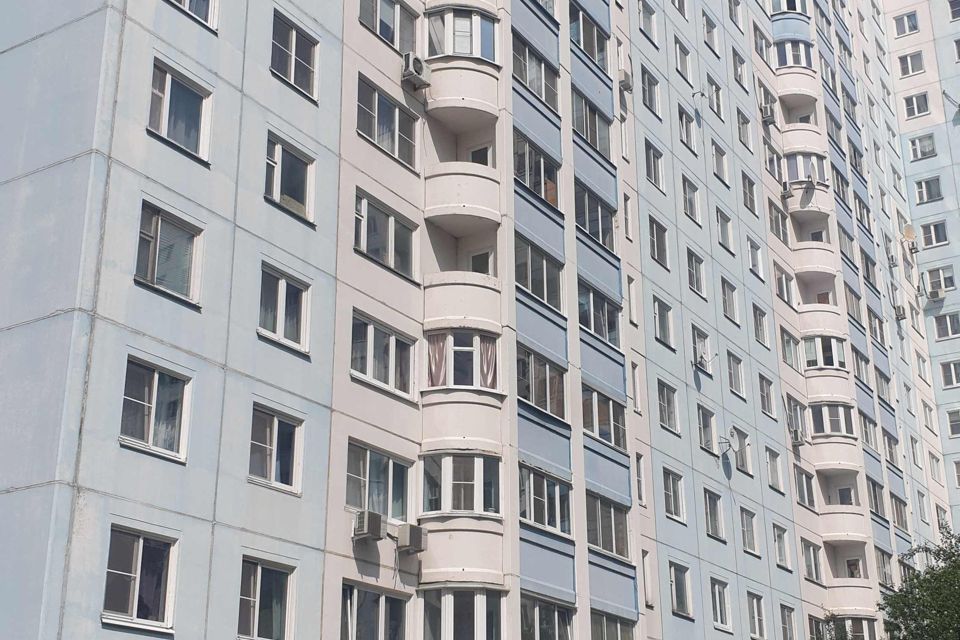 Продаётся 2-комнатная квартира, 57.2 м²