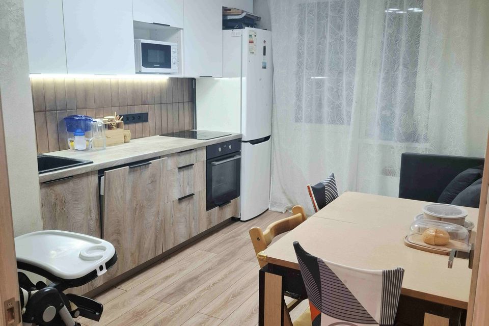 Продаётся 2-комнатная квартира, 56 м²
