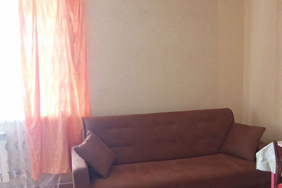 Сдаётся 1-комнатная квартира, 49 м²