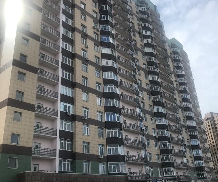 Продаётся 2-комнатная квартира, 67.8 м²