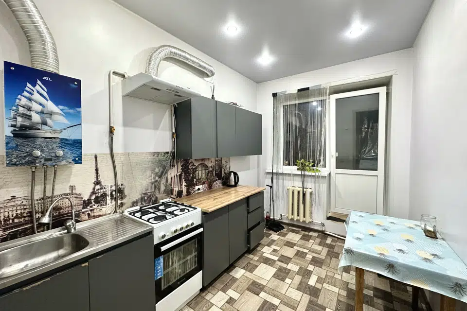 Продаётся 2-комнатная квартира, 48.4 м²