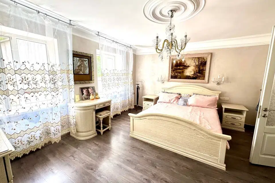 Продаётся 2-этажный дом, 148 м²