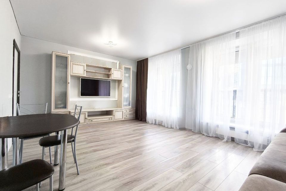 Продаётся 2-комнатная квартира, 55 м²