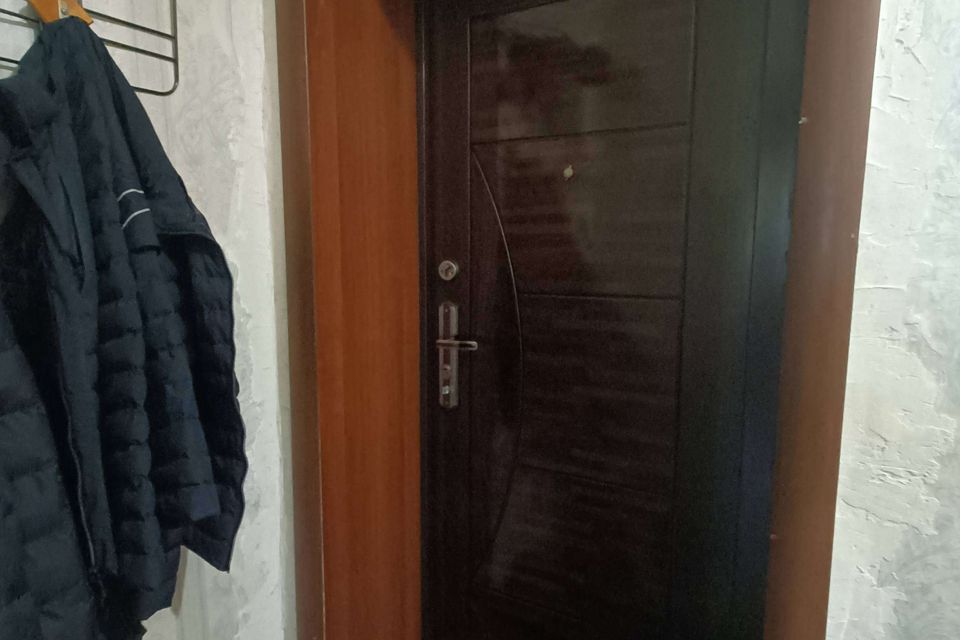 Продаётся 3-комнатная квартира, 55.8 м²